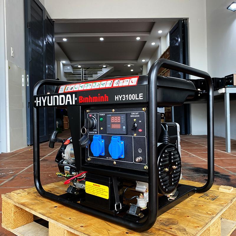 Máy phát điện chạy xăng 2.5kw Hyundai HY3100LE